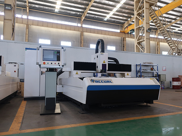 CNC 1000w光纖激光切割機價格
